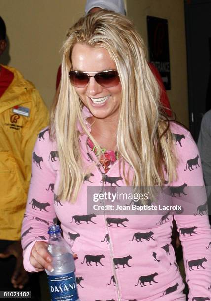 Britney Spears leaves Bally Fitness on May 7, 2008 in Culver City, California.