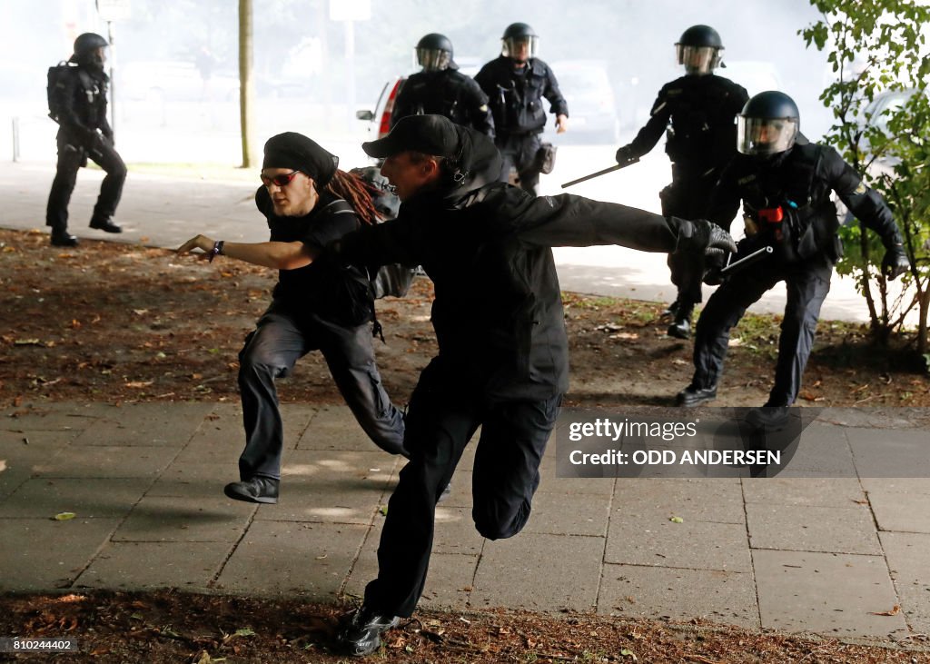 TOPSHOT-GERMANY-G20-SUMMIT-PROTEST