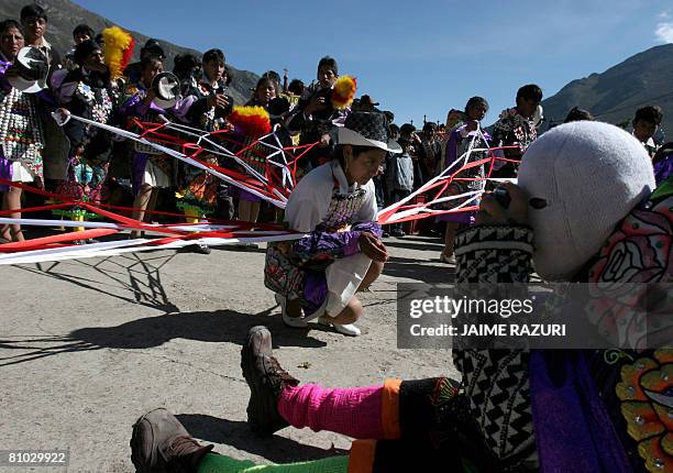 Andean Rituals 129 The Miraculous Crucifix Stock Photos, High-Res Pictures, and Images ...