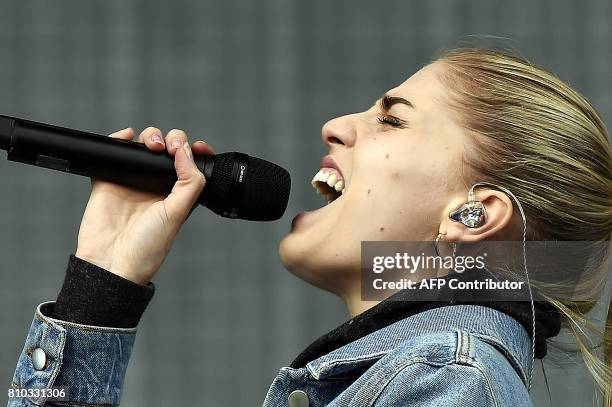 Hannah Reid of London Grammar performs on the main Stage at the TRNSMT music Festival on Glasgow Green, in Glasgow on July 7, 2017. / AFP PHOTO /...