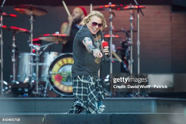 Axl Rose from Guns N' Roses performs at Stade de France on July 7, 2017 in Paris, France.