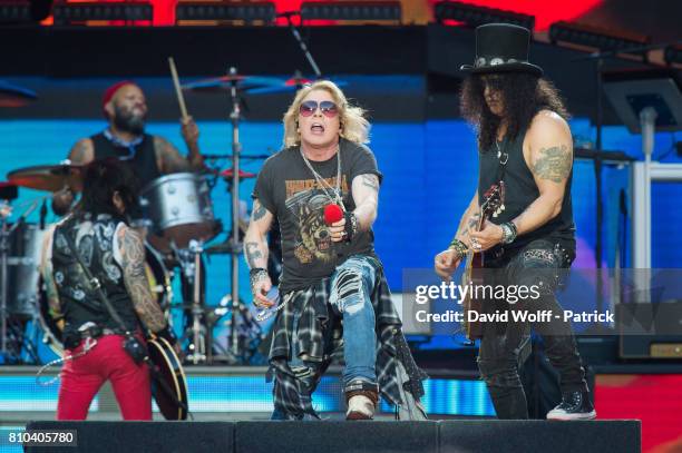 Axl Rose and Slash from Guns N' Roses perform at Stade de France on July 7, 2017 in Paris, France.