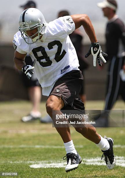 Chaz Schilens of the Oakland Raiders works out at the rookie mini-camp at the Raiders training facility on May 9, 2008 in Alameda, California.