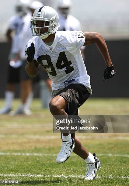 Arman Shields of the Oakland Raiders works out at the rookie mini-camp at the Raiders training facility on May 9, 2008 in Alameda, California.