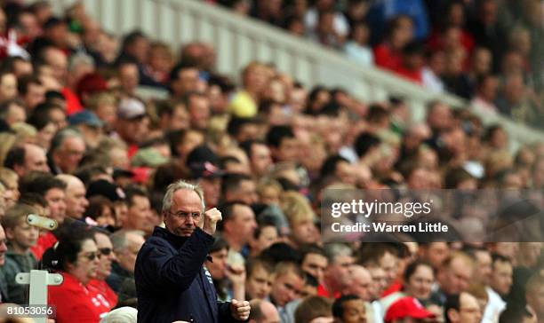 Manchester City manager Sven Govan Eriksson ackowledges his fans from the bench during the Barclays Premier League Match between Middlesbrough and...