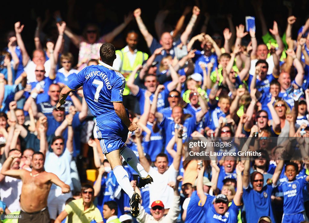 Chelsea v Bolton Wanderers - Premier League