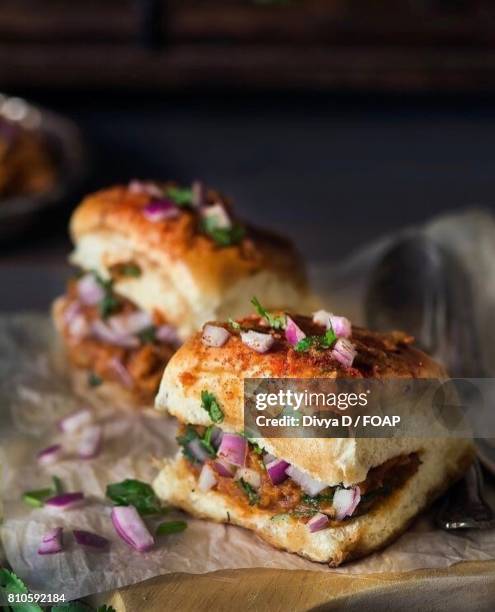 indian fast food - street food stock pictures, royalty-free photos & images