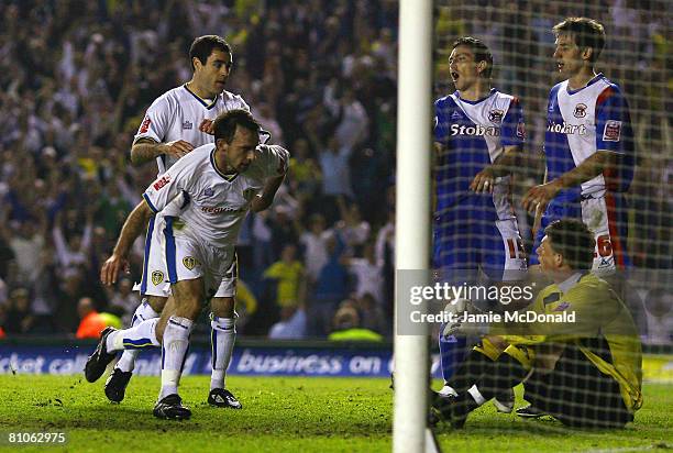 Dougie Freedman scores for Leeds during the League 1 Playoff Semi Final, 1st Leg match between Leeds United and Carlisle United at Elland Road on May...