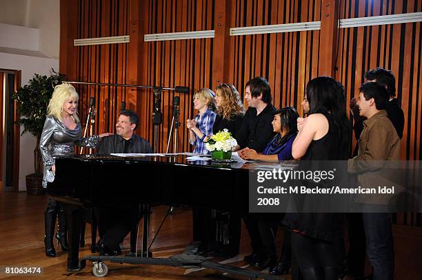 American Idol contestants Brooke White, David Cook, Kristy Lee Cook, Michael Johns, Jason Castro, Ramiele Malubay, and Syesha Mercado rehearses in...