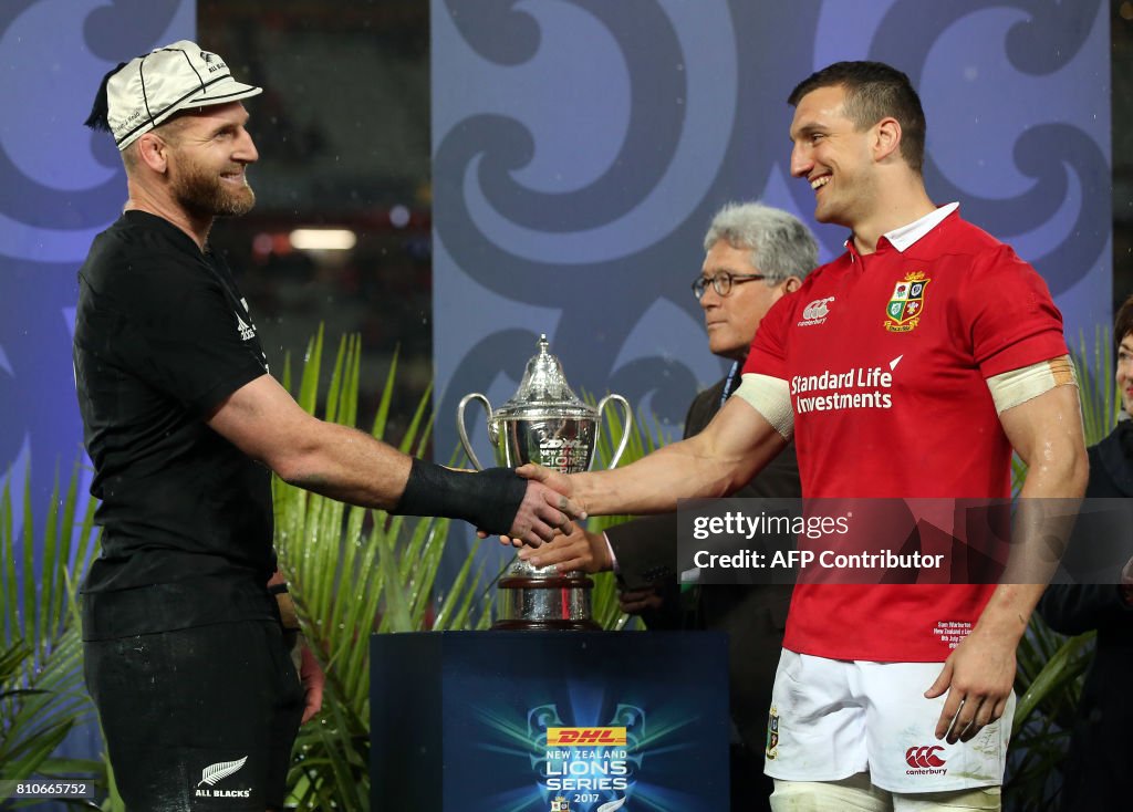 RUGBYU-NZL-LIONS