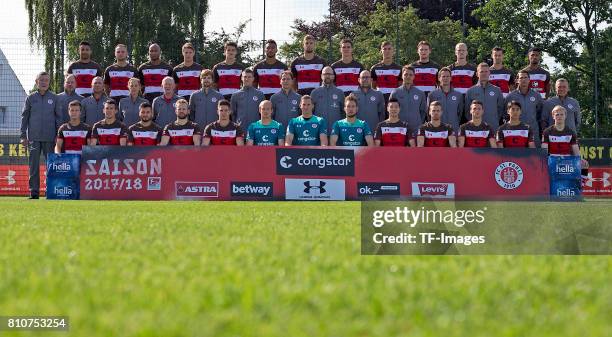 Team of FC Sankt Pauli Back Sami Allagui, Bernd Nehrig, Christopher Avevor, Daniel Buballa, Luca-Milan Zander, Aziz Bouhaddouz, Lasse Sobiech,...