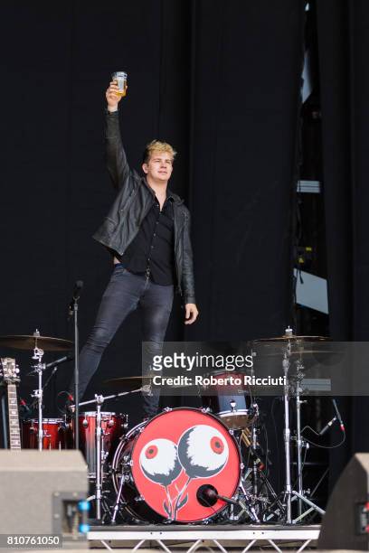 Colin Jones of English indie rock band Circa Waves performs on stage during TRNSMT Festival Day 2 at Glasgow Green on July 8, 2017 in Glasgow,...