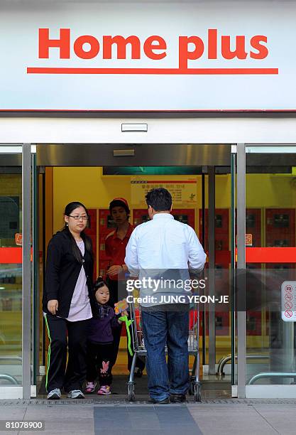 Homeplus Store 123 Homeplus Stock Photos, High-Res Pictures, and Images - Getty Images