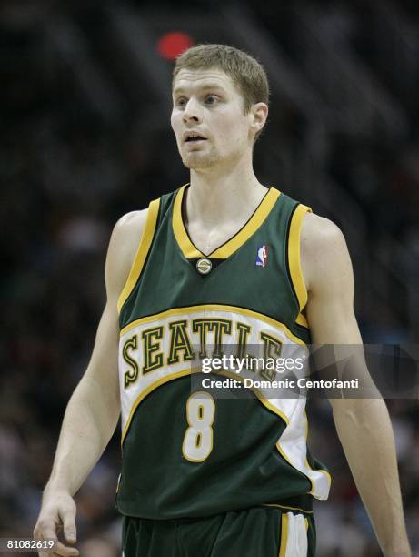 Luke Riddiford Seattle Supersonics Luke Ridnour Photos and Premium High Res Pictures ...