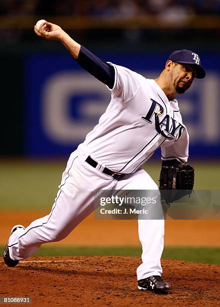 Al Reyes 1,150 Al Reyes Photos & High Res Pictures - Getty Images
