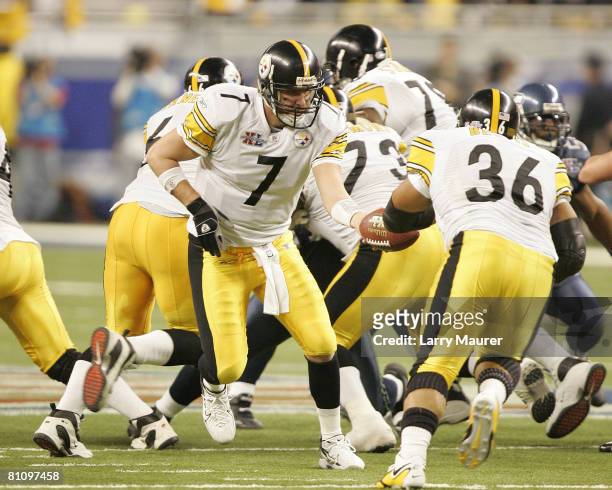 Steelers quarterback hands off to runningback Jerome Bettis during the matchup between the Steelers and the Seahawks for Super Bowl XL at Ford Field,...