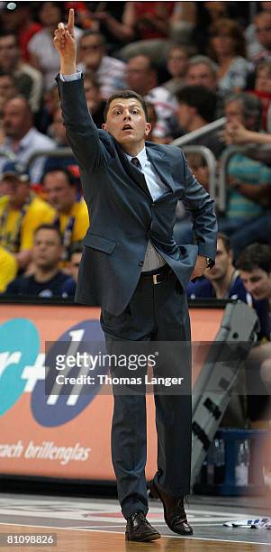 Head coach Predrag Krunic of Oldenburg screams during the Basketball Bundesliga quarter final play-off match between Brose Baskets Bamberg and EWE...