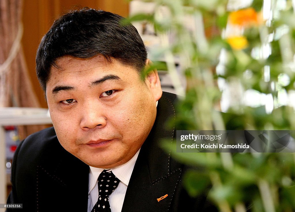 Mongolian Ex Sumo Wrestler Announces Candidacy For Parliament