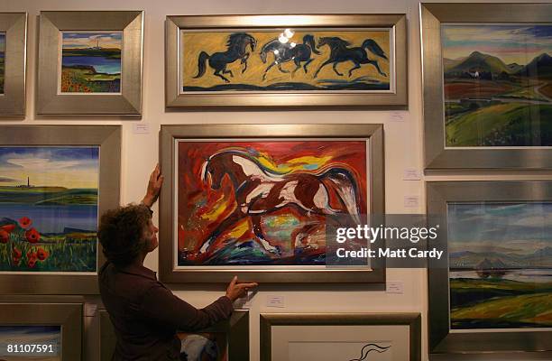 Terry Ruhl Artist 270 Terry Temple Stock Photos, High-Res Pictures, and Images - Getty Images