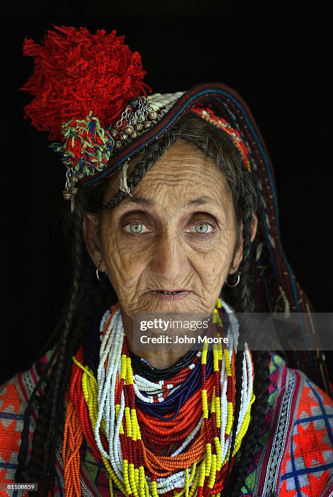 Polytheistic Kalash Tribe Celebrates Spring In Remote Mountains