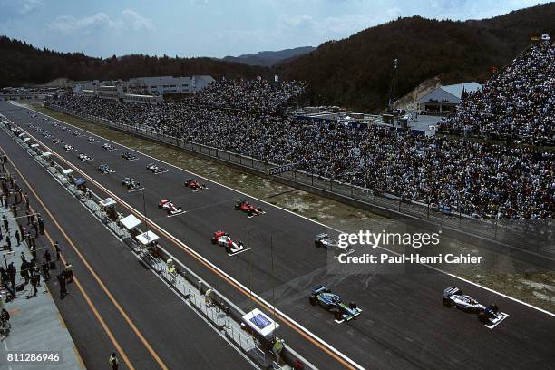 Ayrton Senna, Michael Schumacher, Williams-Renault FW16, Benetton-Ford B194, Grand Prix of Pacific, TI Circuit, Aida, 17 April 1994.