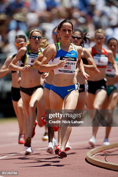 Shannon Rowbury en route to winning the Womens 1500m during the adidas Track Classic at the Home Depot Center on May 18, 2008 in Carson, California.