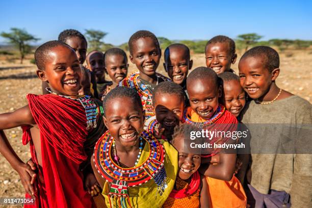 のグループお子様の幸せなアフリカからサンブール族,kenya,africa - アフリカ　子供 ストックフォトと画像