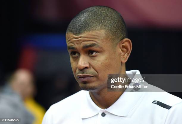 Head coach Earl Watson of the Phoenix Suns looks on before his team's 2017 Summer League game against the Dallas Mavericks at the Thomas & Mack...