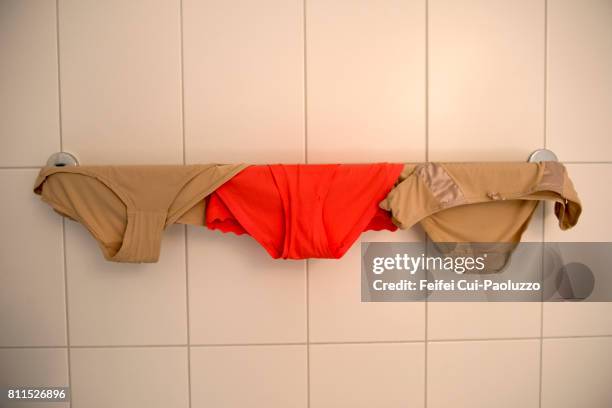 drying briefs - tanga stock-fotos und bilder