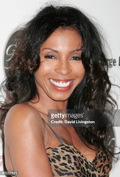 Actress Khandi Alexander attends the 29th annual 'The Gift of Life' gala at the Hyatt Regency Century Plaza Hotel on May 18, 2008 in Los Angeles,...