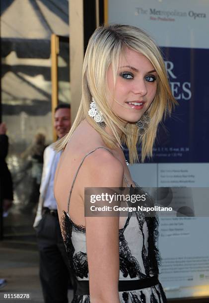 Actress Taylor Momsen arrives at the American Ballet Theatre's Opening Night Spring Gala on May 19, 2008 at the Metropolitan Opera House in New York.