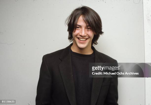 Actor Keanu Reeves poses for a portrait in circa 1990.