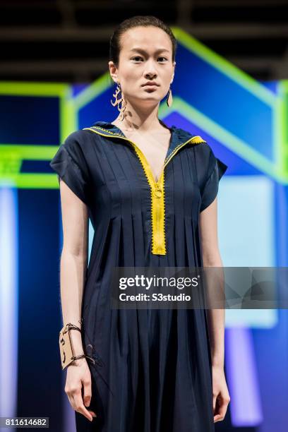 Ismil Rana Rana Ismail Designer Label Photos and Premium High Res Pictures - Getty ...