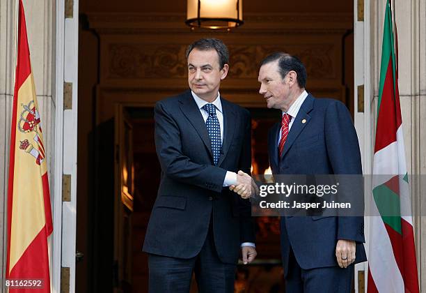 Spain's Prime Minister Jose Luis Rodriguez Zapatero greets Basque premier Juan Jose Ibarretxe upon his arrival at La Moncloa Palace on May 20, 2008...