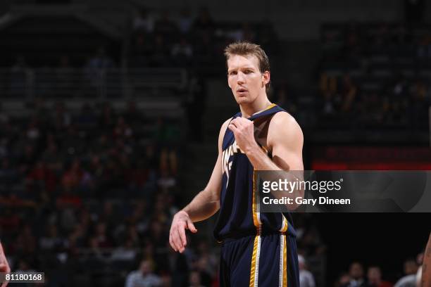 Mike Dunleavy of the Indiana Pacers looks on during the game against the Milwaukee Bucks on April 4, 2008 at the Bradley Center in Milwaukee,...