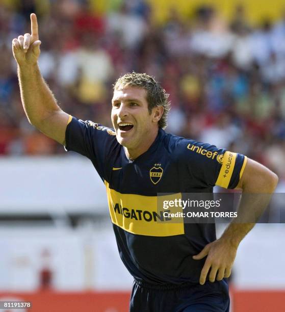 Martin Palermo of Argentinian Boca Juniors celebrates his goal against Mexican Atlas during their Libertadores Cup quarterfinal football match in...