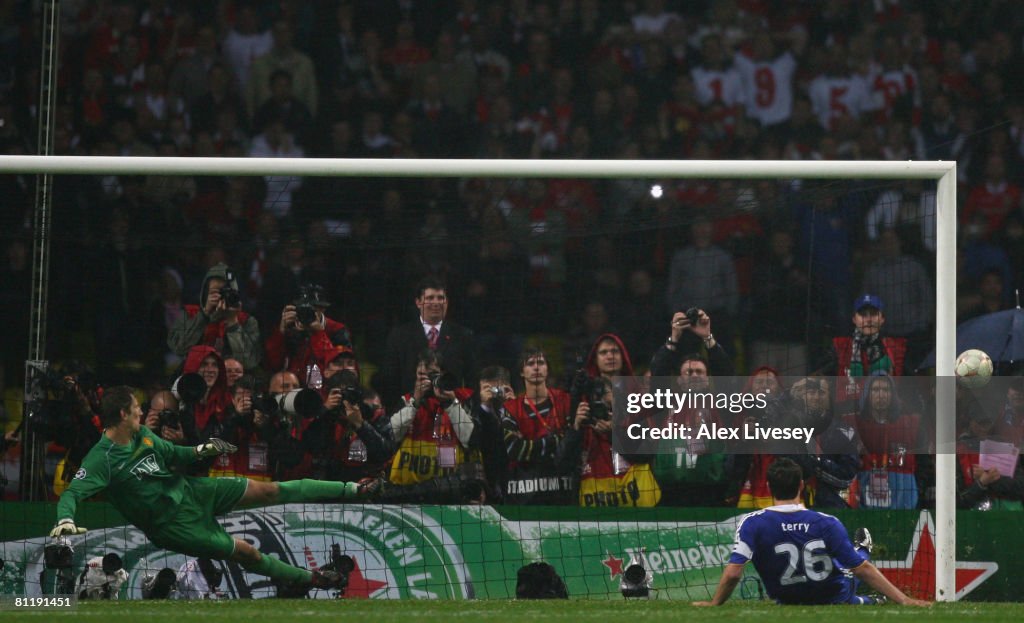 Manchester United v Chelsea - UEFA Champions League Final