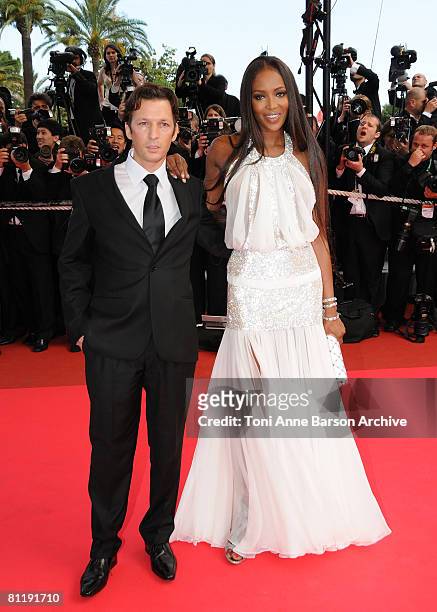 Model Naomi Campbell and guest attends the "Che" premiere at the Palais des Festivals during the 61st International Cannes Film Festival on May 21,...