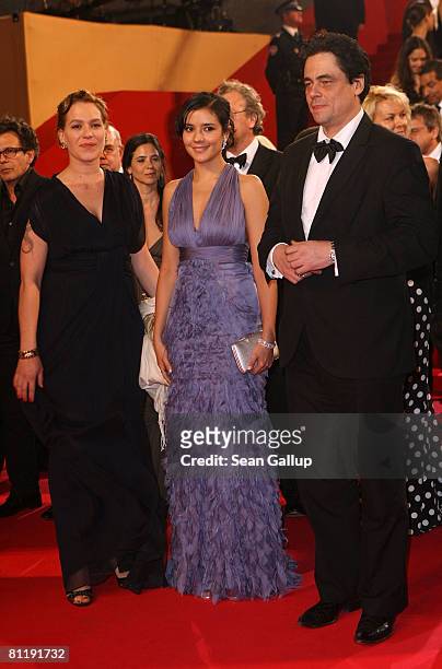Actress Franka Potente, actress Catalina Sandino Moreno and actor Benicio Del Toro depart the "Che" premiere at the Palais des Festivals during the...