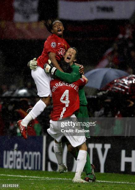 Players of Manchester United celebrate their victory in the UEFA Champions League Final match between Chelsea and Manchester United at the Luzhniki...