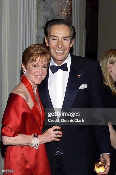 Actor Jerry Orbach and his wife Elaine attend The American Theatre Wing Gala April 15, 2002 at the Waldorf Astoria Hotel in New York City.