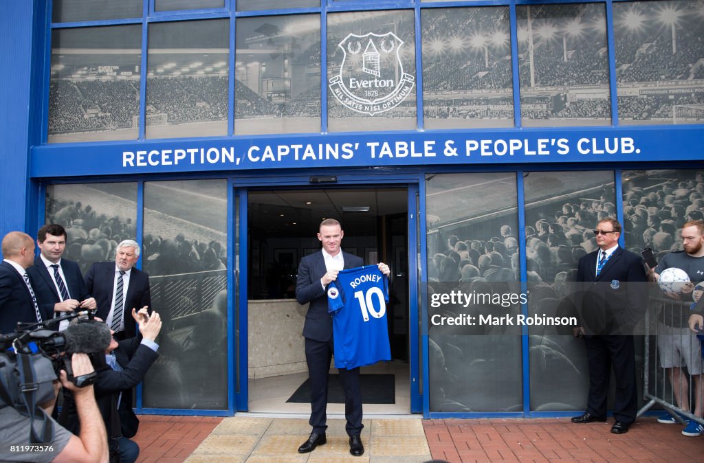 Everton Unveil New Signing Wayne Rooney