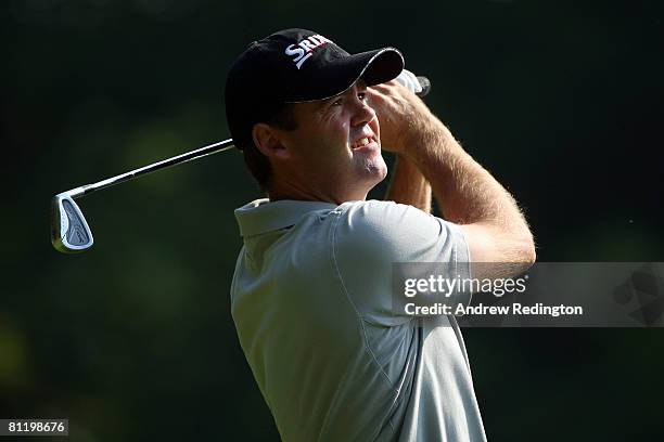 Mark Brown of New Zealand plays a tee shot on the 2nd during Day 1 of the BMW PGA Championship at Wentworth on May 22, 2008 in Virginia Water,...