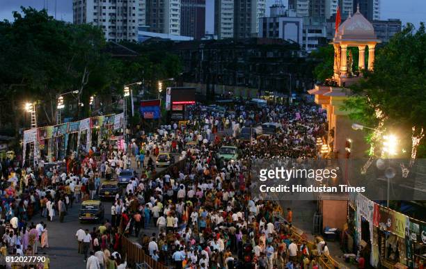 Ganeshotsav Ganesh Idol Population Crowd gather at Lalbaugcha Raja in Mumbai on Sunday.