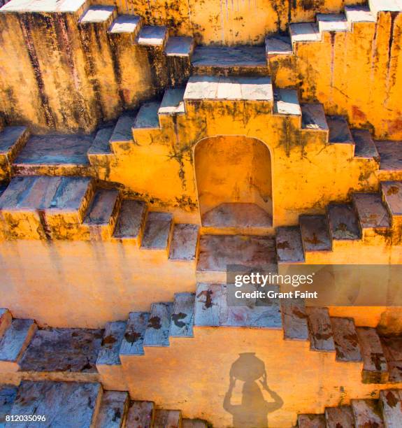 view of huge water step ell. - amber fort stockfoto's en -beelden