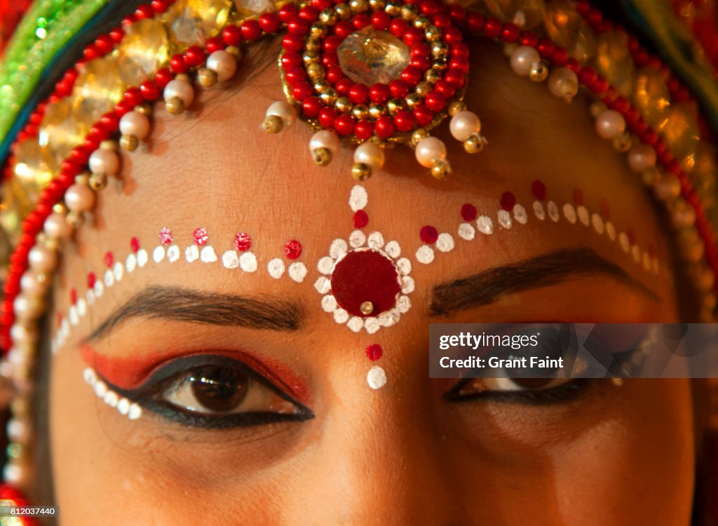 Close up of lovely Hindu lady.