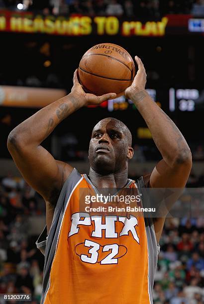 Shaquille O'Neal of the Phoenix Suns shoots a free throw during the game against the Boston Celtics on March 26, 2008 at TD Banknorth Garden in...