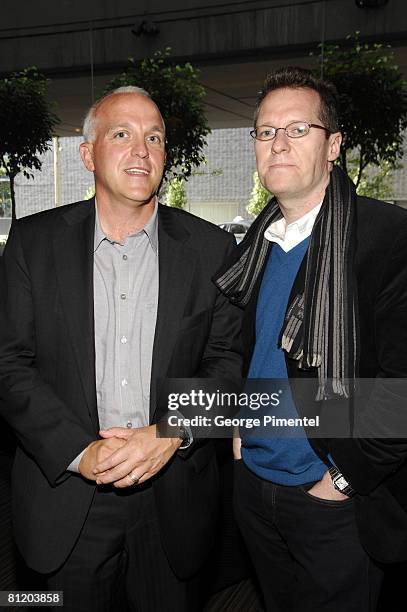 Paul Atkinson Sql Server 483 Tiff Board Stock Photos, High-Res Pictures, and Images - Getty Images