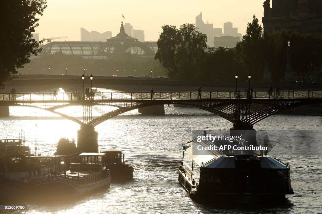 TOPSHOT-FRANCE-TOURISM-MONUMENT