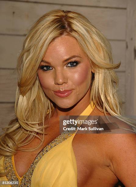 Model Colleen Shannon arrives at VH1's "Maxim Hot 100" Party on May 21, 2008 at Paramount Studios in Los Angeles, California.